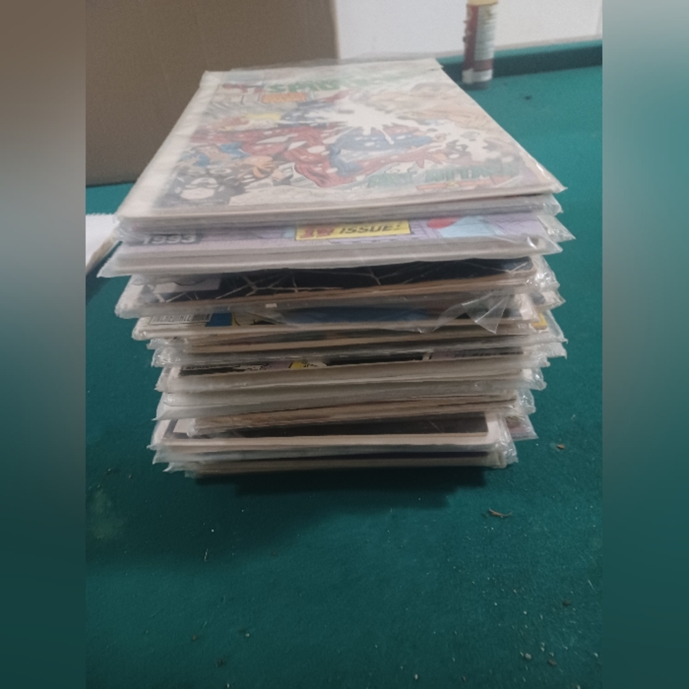 60+ comic book bulk - Picture 2 of 16